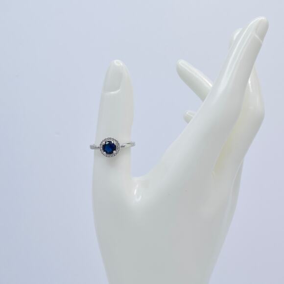 NWOT Fragrant Jewels Blue Sapphire Round Cut Halo Ring Size 7.75 US - Picture 3 of 5